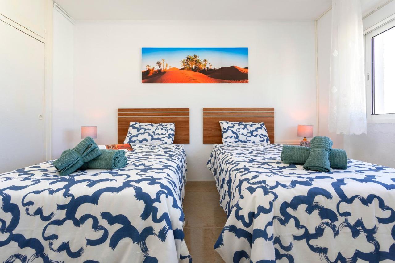 フエンヒロラFantastico Apartamento A Pie De Playa By Renthasアパートメント エクステリア 写真